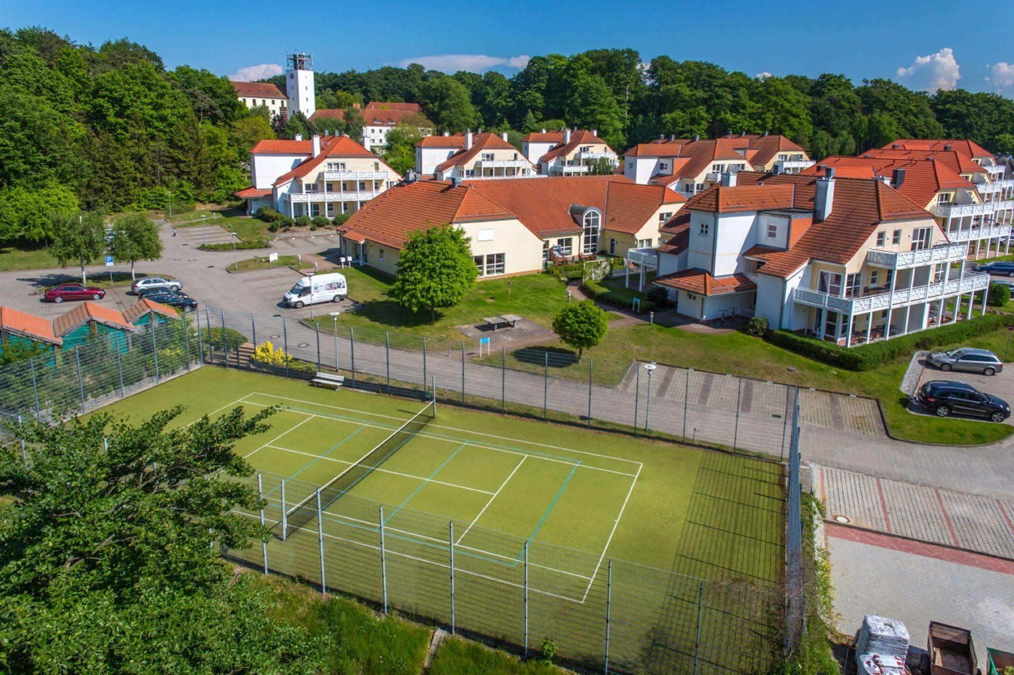 Koserow Vineta Ferienpark Usedom מראה חיצוני תמונה